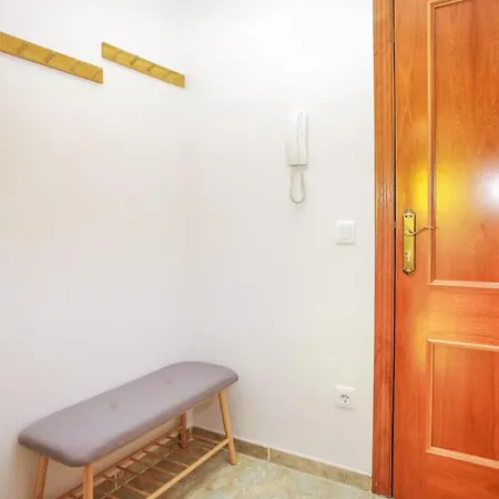 Pintor New Modern יורט דה מאר