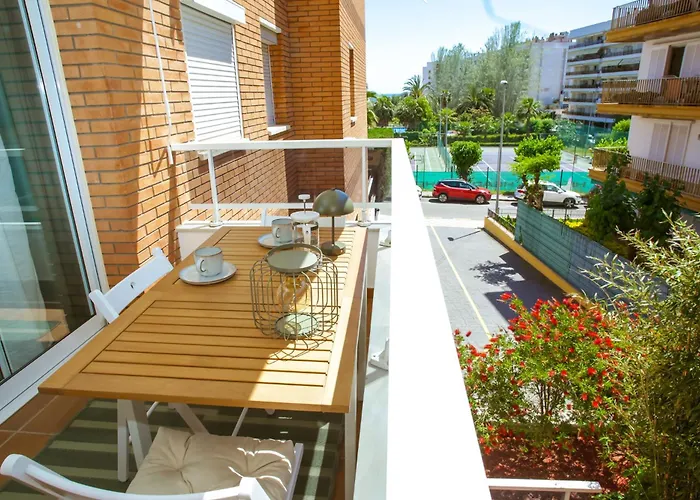 Pintor New Modern リョレート・デ・マル